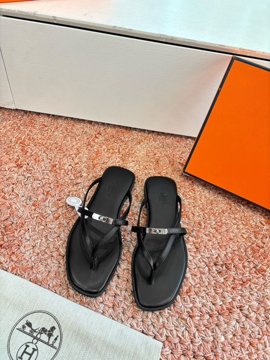 Hermes Genuine Leather Thong Sandals with Cloud-like Comfort