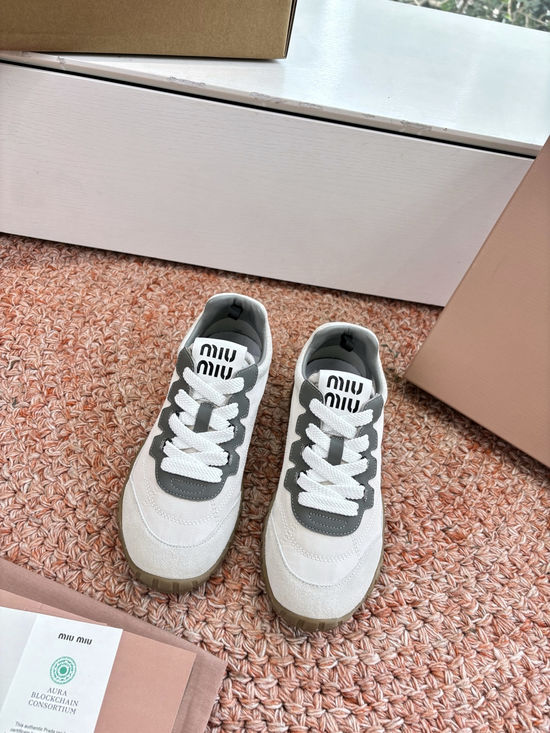 Miu Miu Suede Fabric Upper Casual Low-top Comfortable Trainers