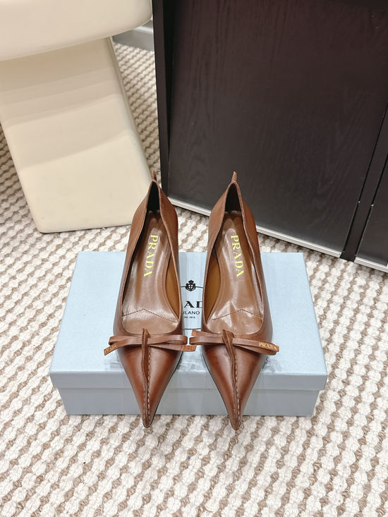 Prada Vintage Pointed Toe Bow Decor Low Heel Leather Shoes