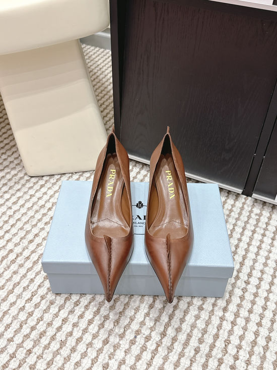 Prada Vintage Pointed-toe High-heeled Pumps with Bow Accent