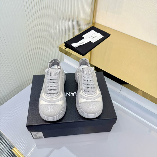 Chanel Contrast Color Platform Sneakers Comfortable Leather Lined Casual Shoes