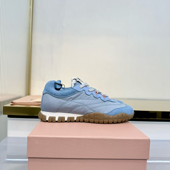 Miu Miu Vintage Style Color Block Casual Comfort Sneakers
