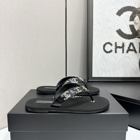 Chanel Premium Sheepskin Sandals Comfortable Lining Durable Sole Footwear