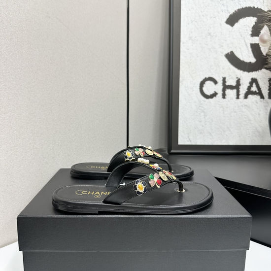 Chanel Premium Sheepskin Sandals Comfortable Lining Durable Sole Footwear