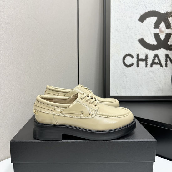 Chanel Vintage Chain Quilted Sheepskin Loafers Casual Comfortable Footwear
