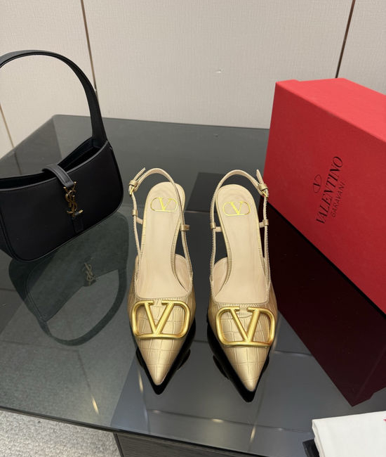 Valentino Bow Decor Low Heel Sandals Soft Sheepskin Insole Comfortable