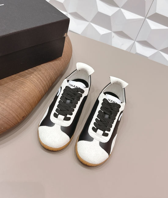 Chanel Color Blocking Retro Round Head Height-increasing Casual Shoes