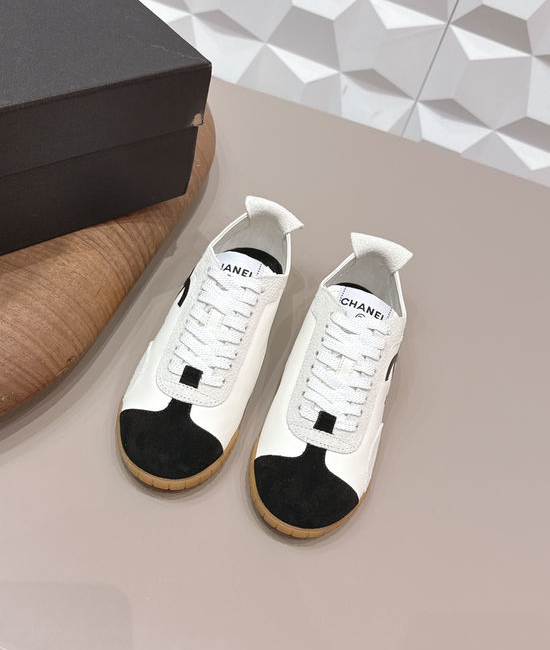 Chanel Color Blocking Retro Round Head Height-increasing Casual Shoes