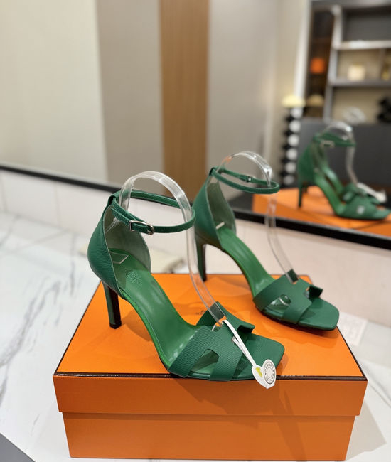 Hermes Elegant Palm Grain Leather High Heel Dress Shoes