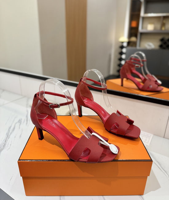 Hermes Elegant Palm Grain Leather Mid Heel Dress Shoes