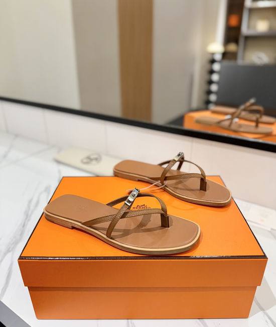Hermes Classic Cowhide Leather Comfortable Slide Sandals