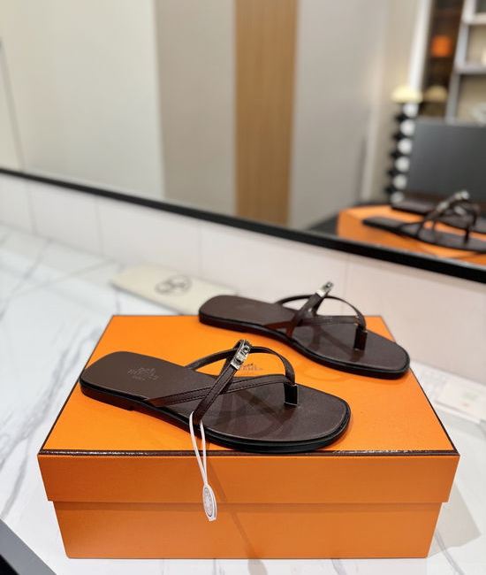 Hermes Classic Cowhide Leather Comfortable Slide Sandals
