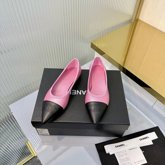 Chanel Elegant Pointed Toe Two-Tone Mary Jane Flats