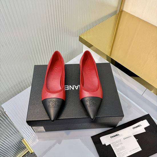 Chanel Elegant Pointed Toe Two-Tone Mary Jane Flats
