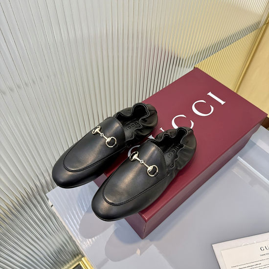 Gucci Patent Leather Slip-on Loafers with Classic Buckle