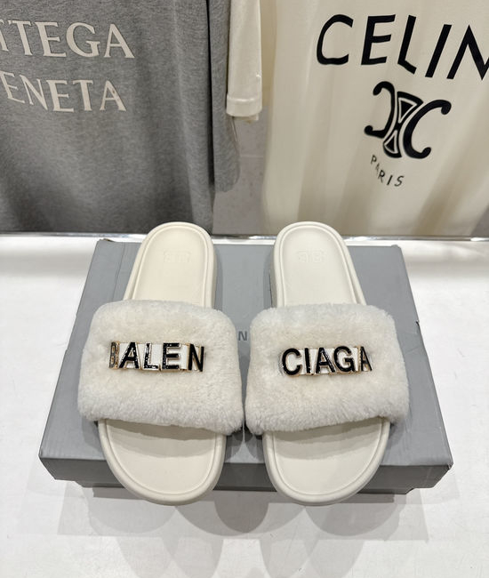 Balenciaga Soft Plush Non-Slip Casual Beach Slide Sandals