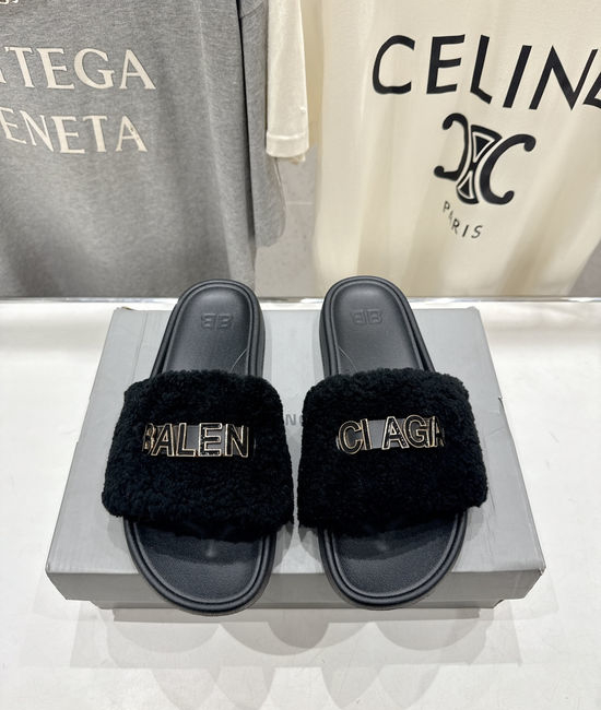 Balenciaga Soft Plush Non-Slip Casual Beach Slide Sandals
