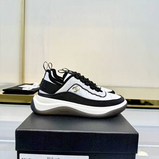 Chanel Soft Sheepskin Two-tone Casual Daily Sneakers