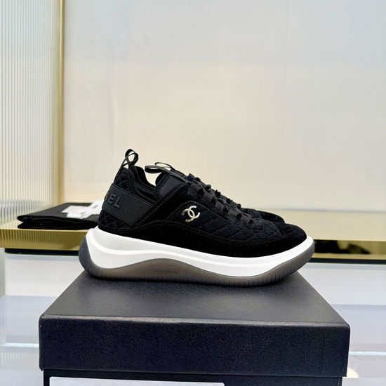 Chanel Soft Sheepskin Two-tone Casual Daily Sneakers