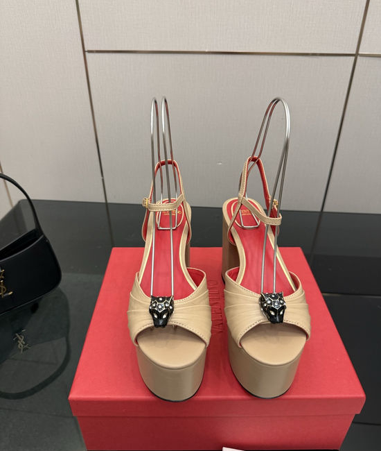 Valentino High Heel Classic Sandals Elegant Leg Lengthening Design