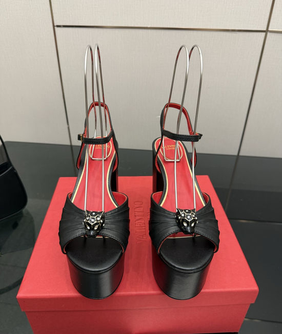 Valentino High Heel Classic Sandals Elegant Leg Lengthening Design