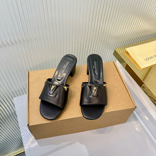 Louis Vuitton LV Embossed Pattern Flat Mules Rivet Decor Leather Shoes