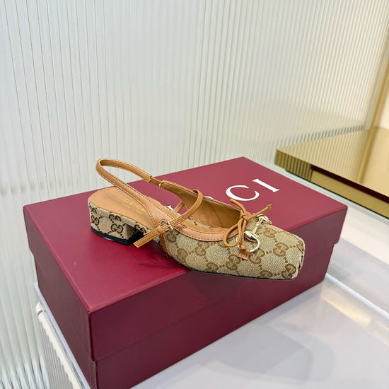 Gucci Sheepskin Square Toe Buckle Bow Low Heel Sandals