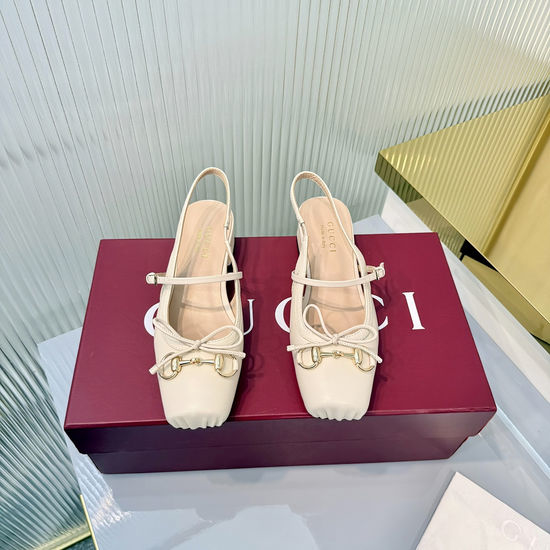 Gucci Sheepskin Square Toe Buckle Bow Low Heel Sandals