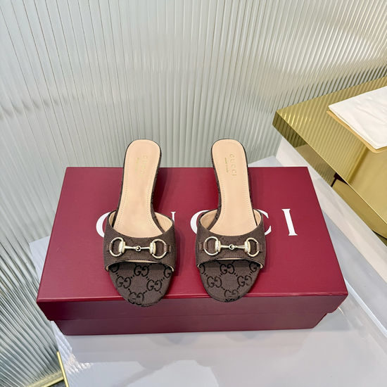 Gucci Classic Buckle Decor Canvas Comfortable Low Heel Sandals