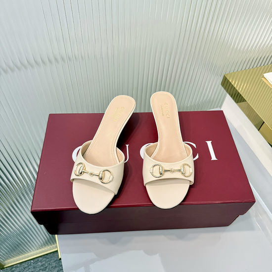 Gucci Classic Buckle Decor Canvas Comfortable Low Heel Sandals
