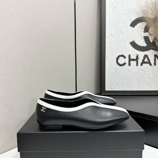 Chanel Premium Leather Lined Casual Versatile Sandals