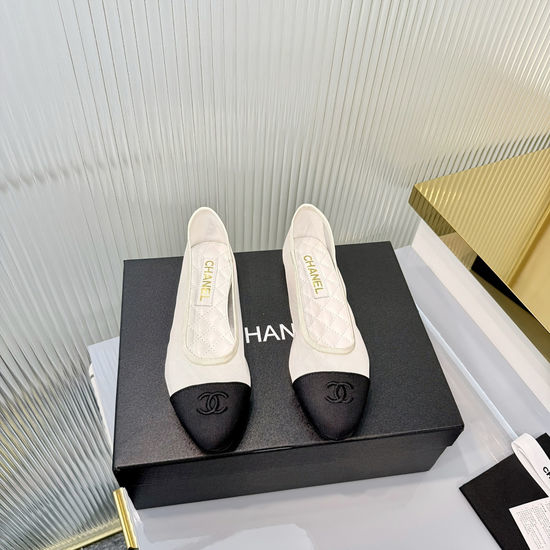 Chanel Classic Color Block Leather Low Heel Sandals