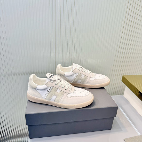 Hogan Premium Leather Casual Sneakers with Non-Slip Outsole