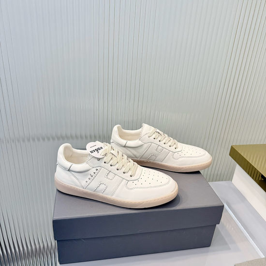 Hogan Premium Leather Casual Sneakers with Non-Slip Outsole