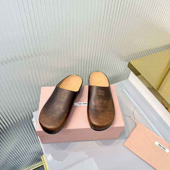 Miu Miu Classic Soft Leather Comfort Casual Slip On Shoes