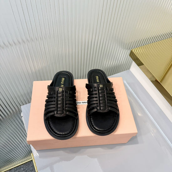 Miu Miu Soft Leather Flat Slides Comfortable Non-slip Casual Daily Footwear