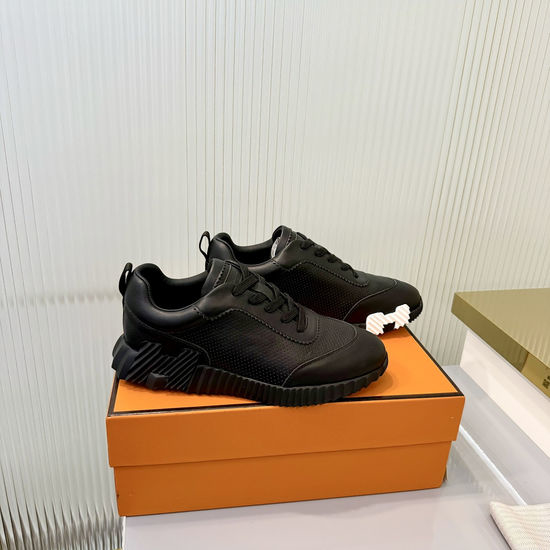 Hermes Classic Casual Sneakers Lightweight Breathable Thick Sole Walking Shoes