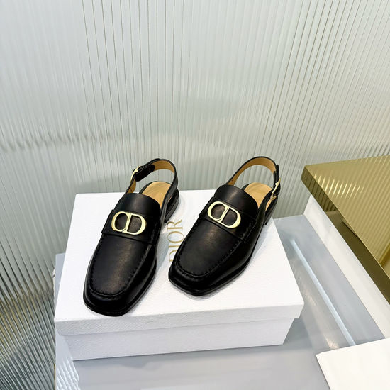 Christian Dior CD Leather Dress Shoes with Decorative Metal Buckle