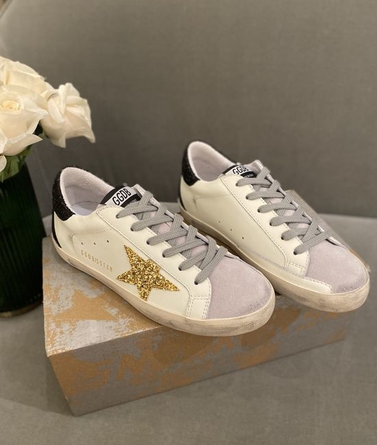 Golden Goose GGDB Classic Distressed Casual Sneakers with Soft Inner Lining