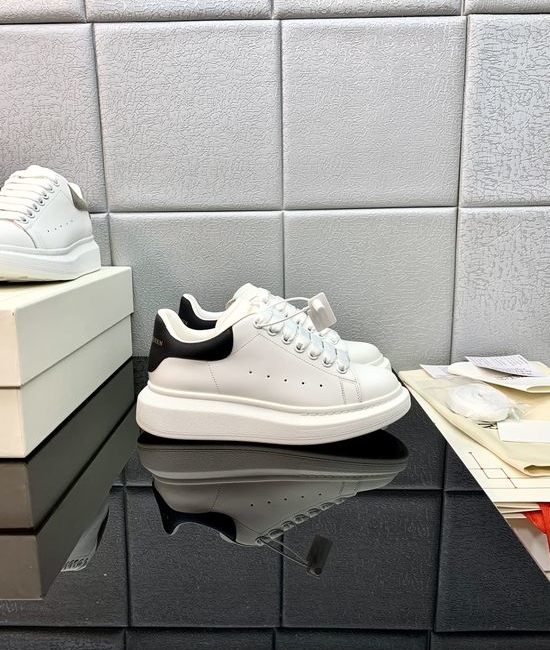McQueen High Quality Leather Platform Casual Sneakers