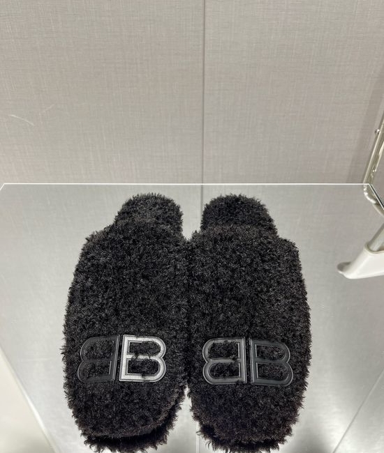 Balenciaga Genuine Wool Half Slippers Leather Sole Metal Decoration