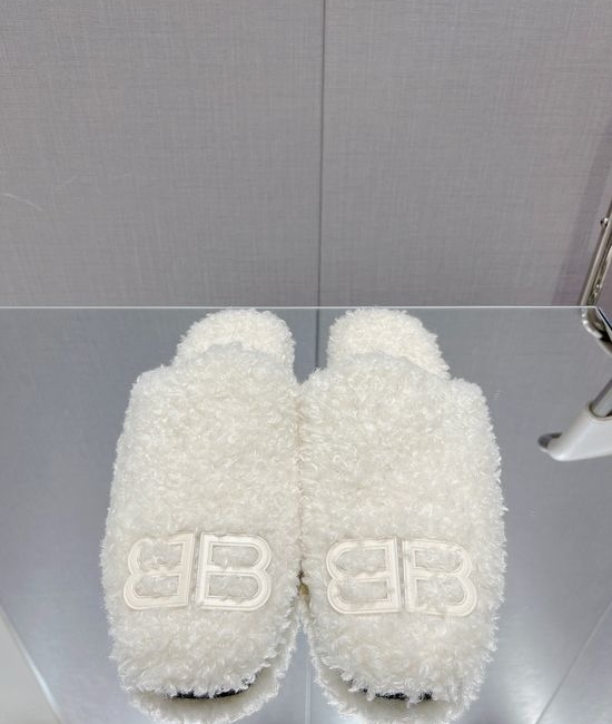 Balenciaga Genuine Wool Half Slippers Leather Sole Metal Decoration