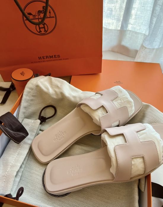 Hermes Petal Pink Flat Slippers with Genuine Leather Sole