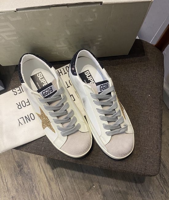 Golden Goose GGDB Premium Distressed Casual Sneakers with Comfort Insole