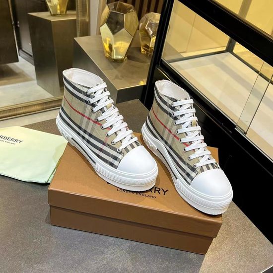 Burberry Retro Plaid Casual Sneakers with Genuine Sheepskin Lining