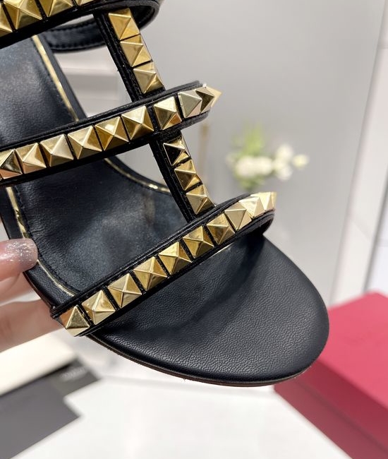 Valentino Hollow Out Rivet Decor Premium Leather Comfortable Shoes