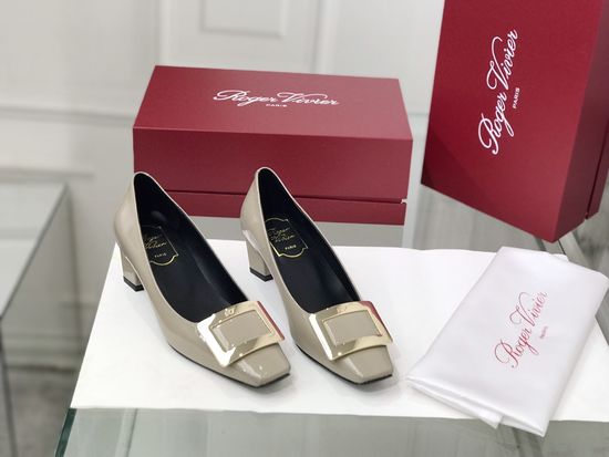 Roger Viver Patent Leather Buckle Low Heel Pumps