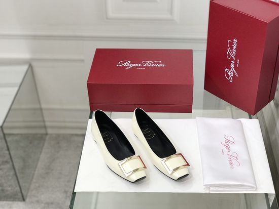Roger Viver Patent Leather Buckle Flat Pumps