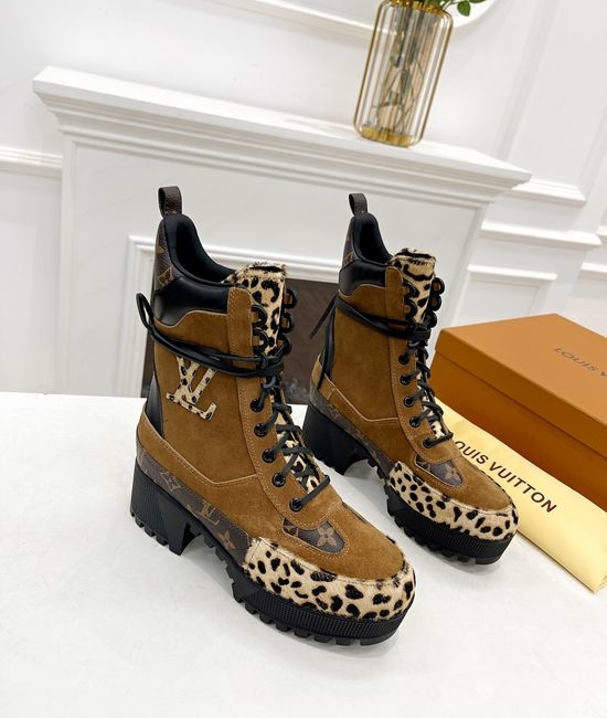 Louis Vuitton LV Stylish Logo Chelsea Boots Slim Fit Comfortable Casual Daily