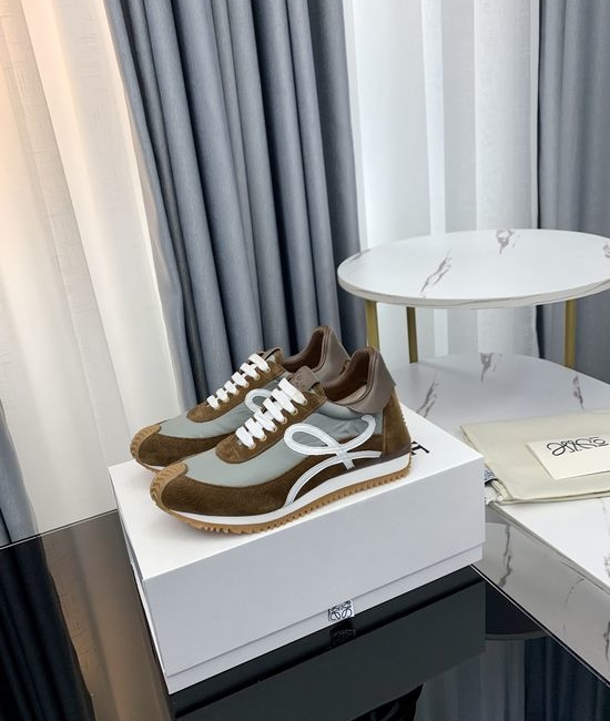 Loewe Premium Quality Classic Daily Wear Casual Training Shoes